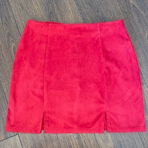 ♥️Forever 21 Women’s Red Velvet Skirt ♥️